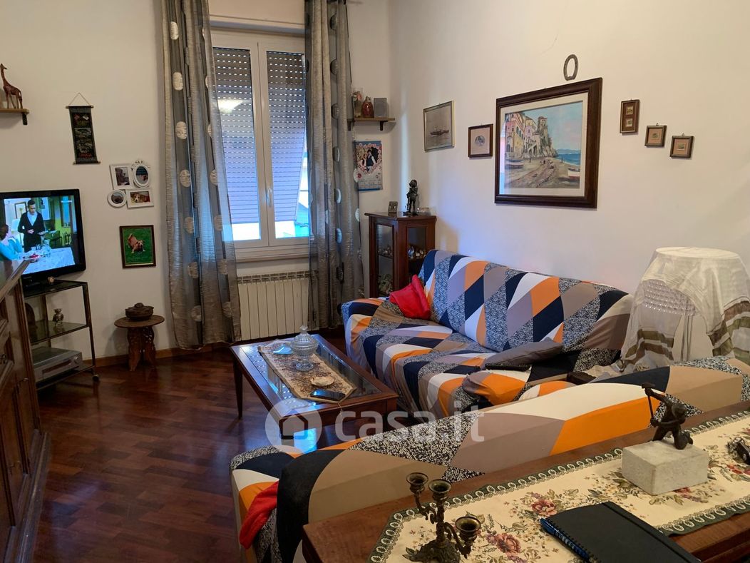 Appartamento in Vendita in Via DEI PICENI a Ancona