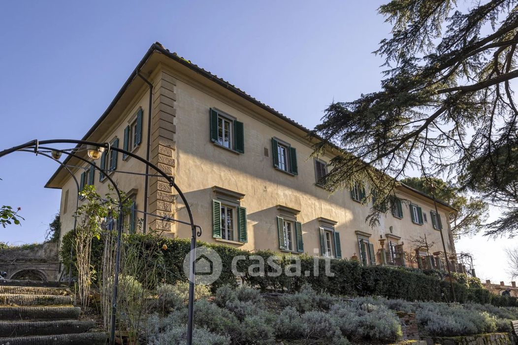 Villa in Vendita in Via Suor Maria Celeste a Firenze