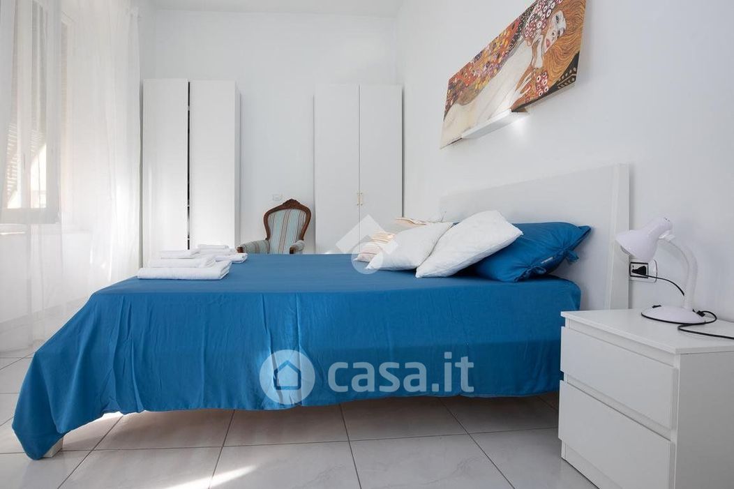 Appartamento in Vendita in Via Serra a Genova