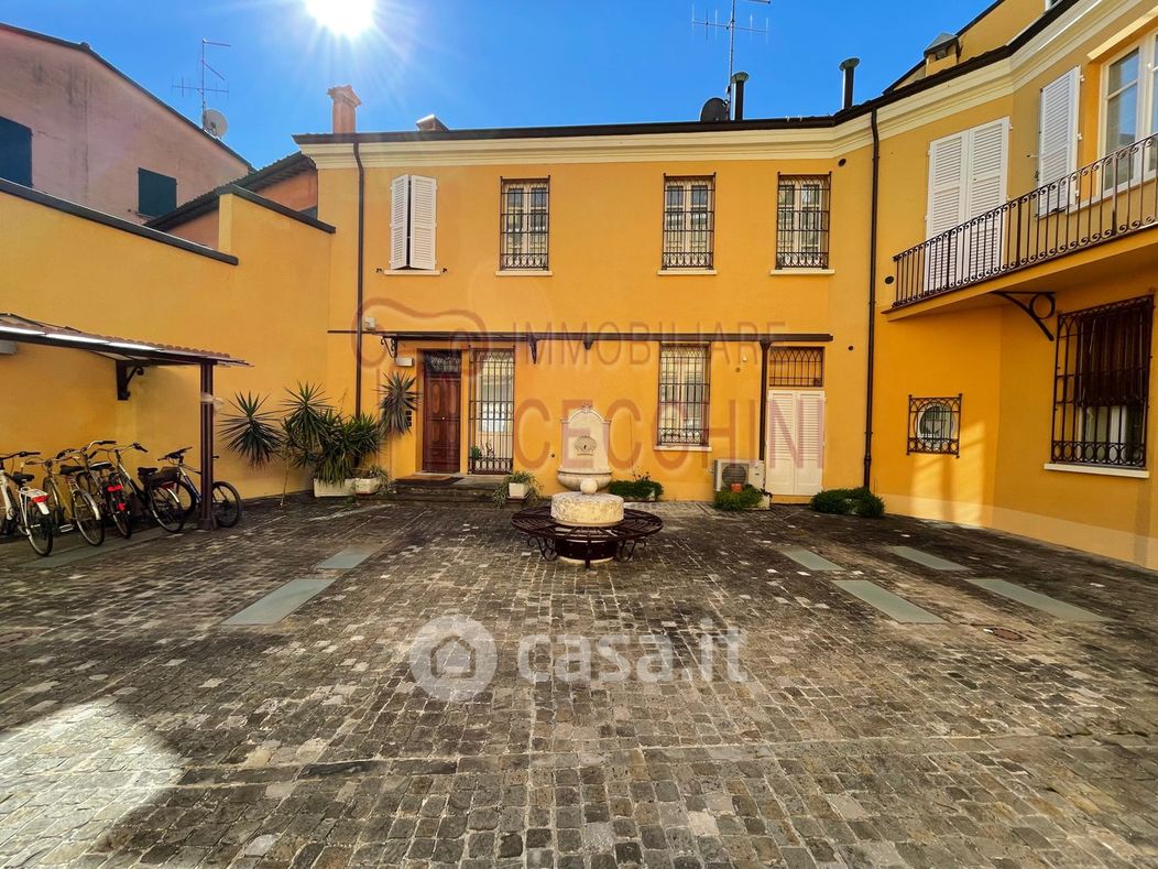 Appartamento in Affitto in Corso Mazzini a Cesena