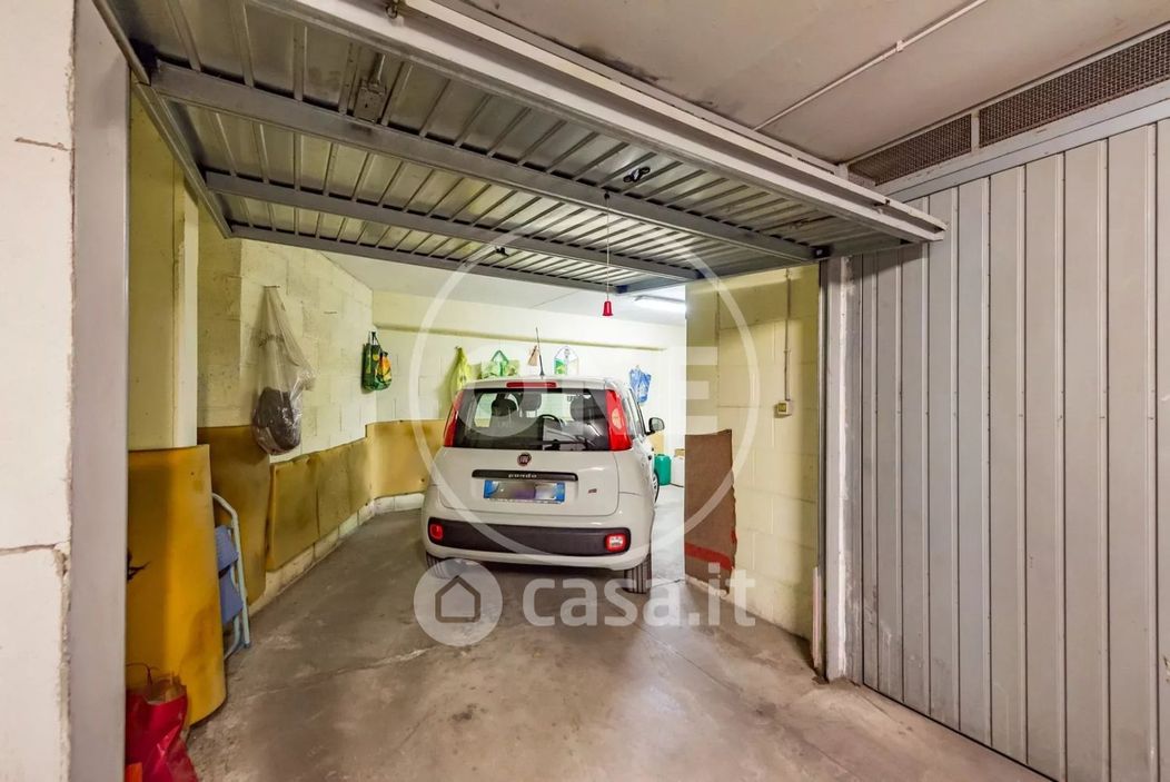 Garage/Posto auto in Vendita in Via Caio Plinio 2 a Tivoli