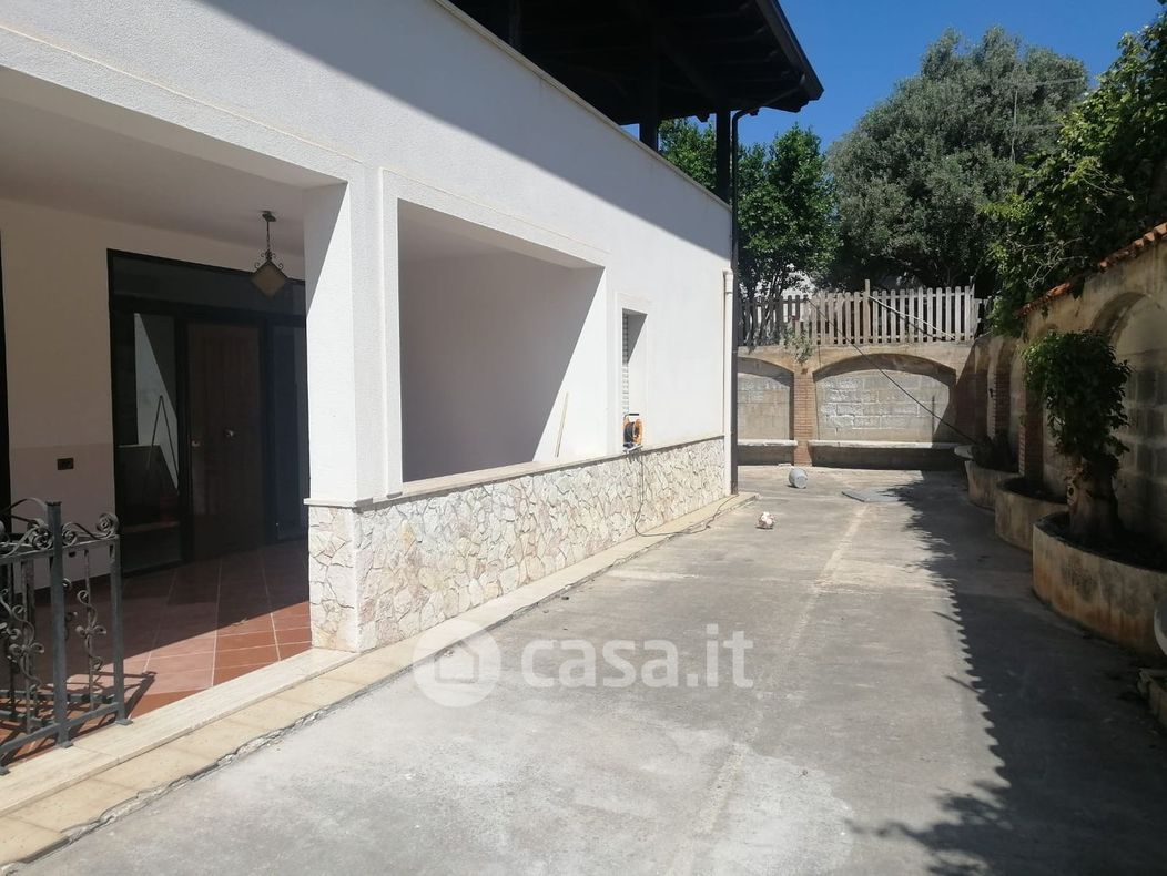 Villa in Affitto in Via Giuseppe Lanza di Scalea 2490 a Palermo
