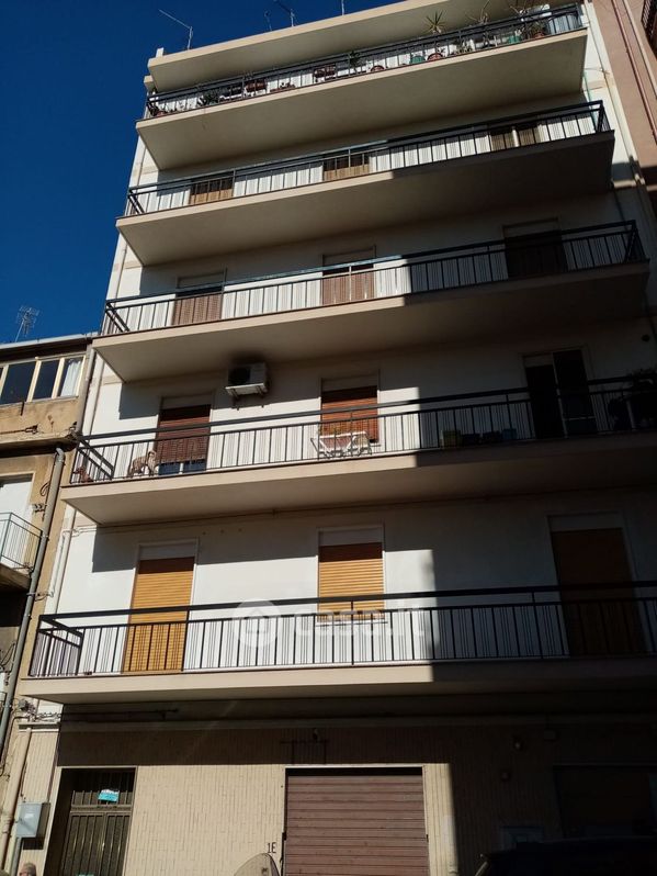 Appartamento in Vendita in Via Cantaffio 1 a Reggio Calabria