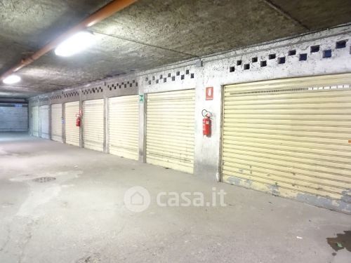 Garage/Posto auto in Vendita in Corso Bernardino Telesio 62 a Torino