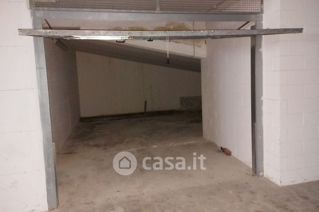 Garage/Posto auto in Vendita in Via Albania a Porto Sant'Elpidio