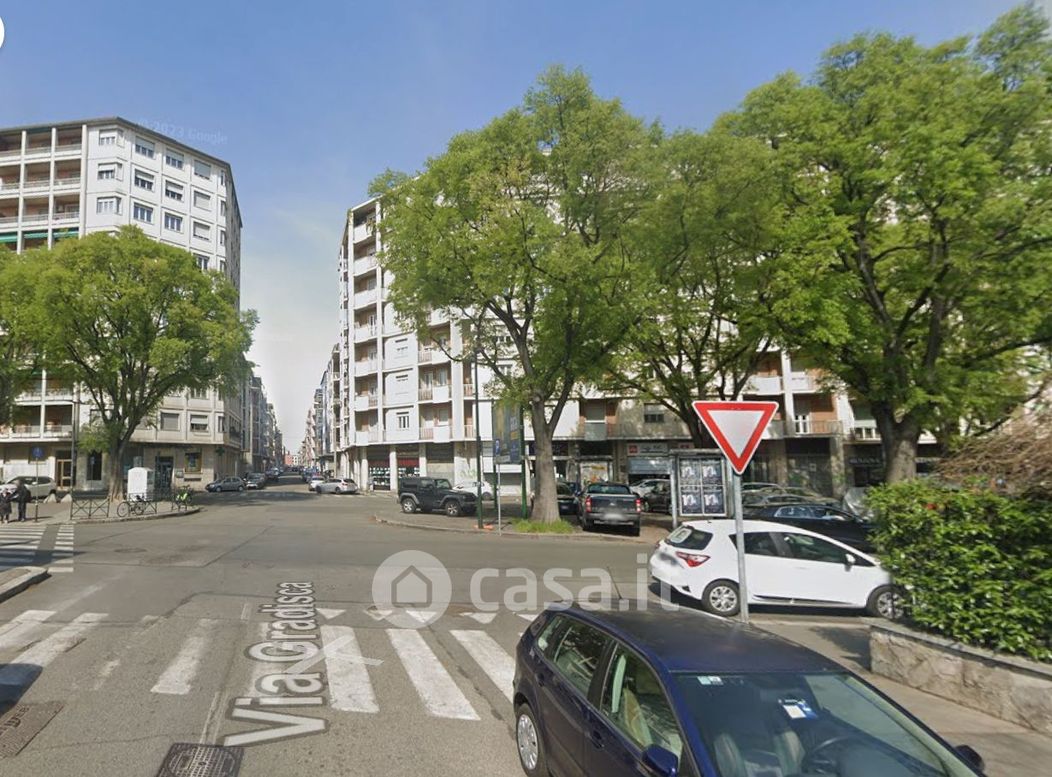 Appartamento in Affitto in Via Gradisca a Torino