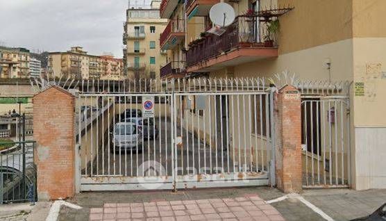 Garage/Posto auto in Vendita in Via Belvedere a Salerno