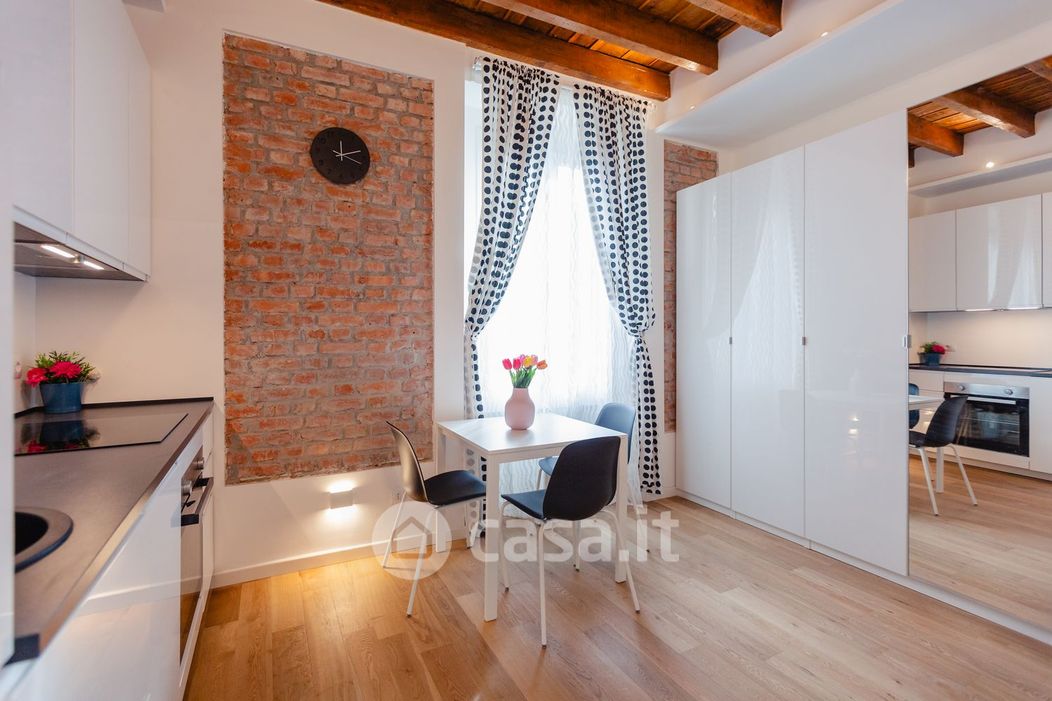 Appartamento in Affitto in Via Arquà 10 a Milano