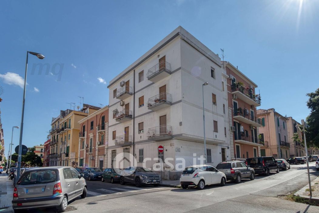 Appartamento in Vendita in Via Santa Maria dell'Arco a Messina