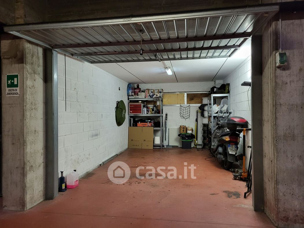 Garage/Posto auto in Vendita in Via Gildo Pensiero a Genova