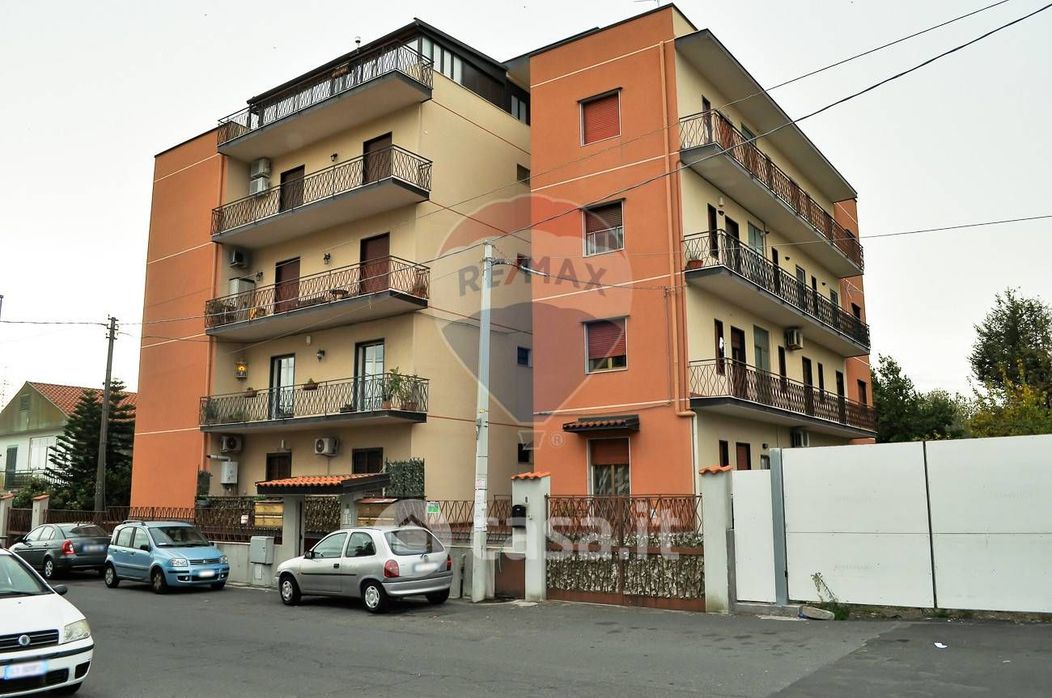 Appartamento in Vendita in Via Pietro Mascagni 10 a San Giovanni la Punta