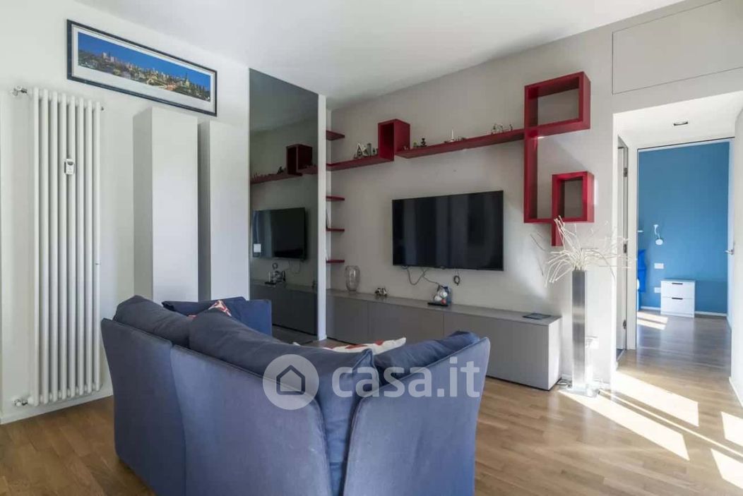 Appartamento in Affitto in Via Guglielmo Röntgen 24 a Milano