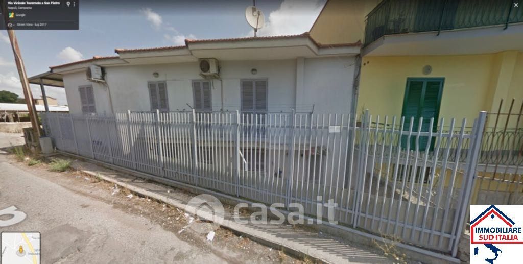 Appartamento in Vendita in Via Vicinale Tavernola a San Pietro a Napoli