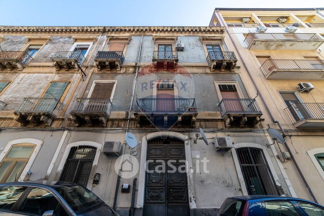 Appartamento in Vendita in Via Celeste 106 a Catania