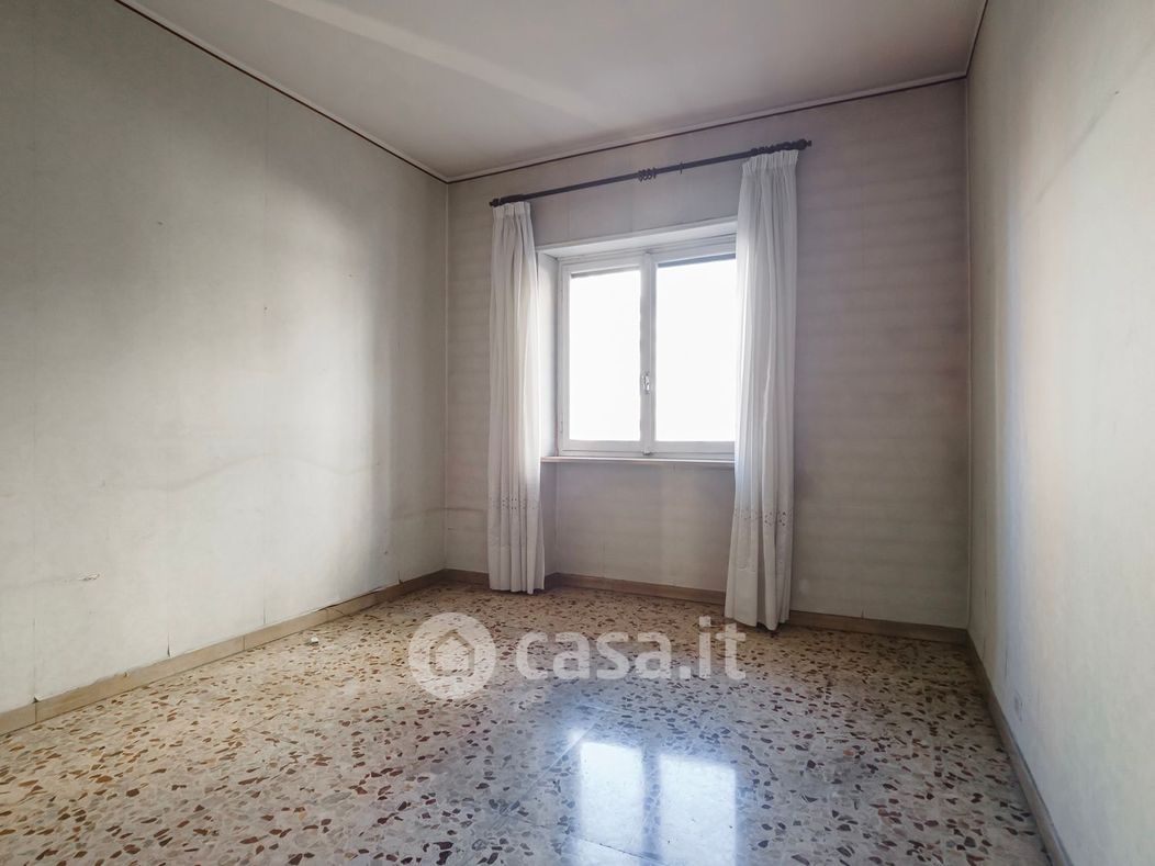 Appartamento in Vendita in Via Francesco Baracca 41 a Torino