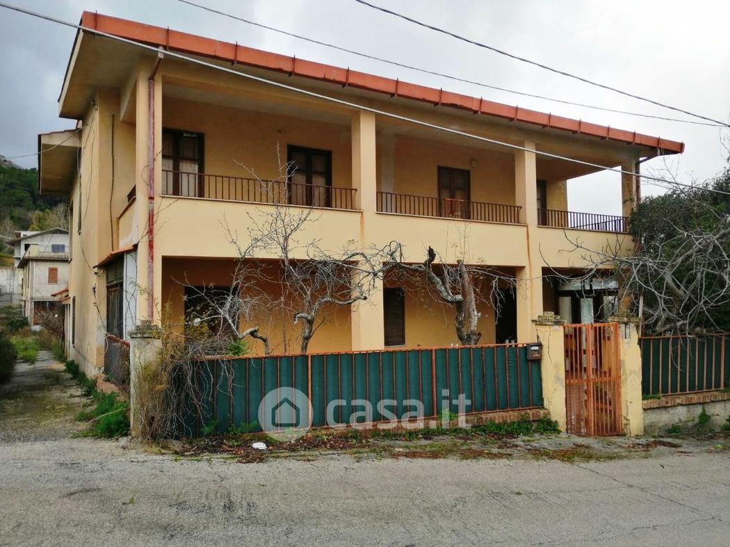Casa Bi/Trifamiliare in Vendita in Via del Pigno a Monreale