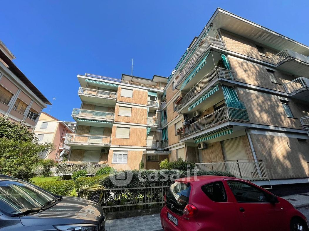 Appartamento in Vendita in Via Legnano a Lavagna