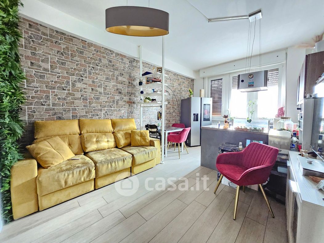 Appartamento in Vendita in Via Plezzo 56 a Milano