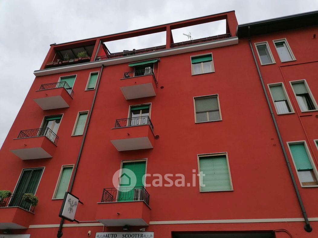 Appartamento in Affitto in Via Corrado II il Salico 14 a Milano