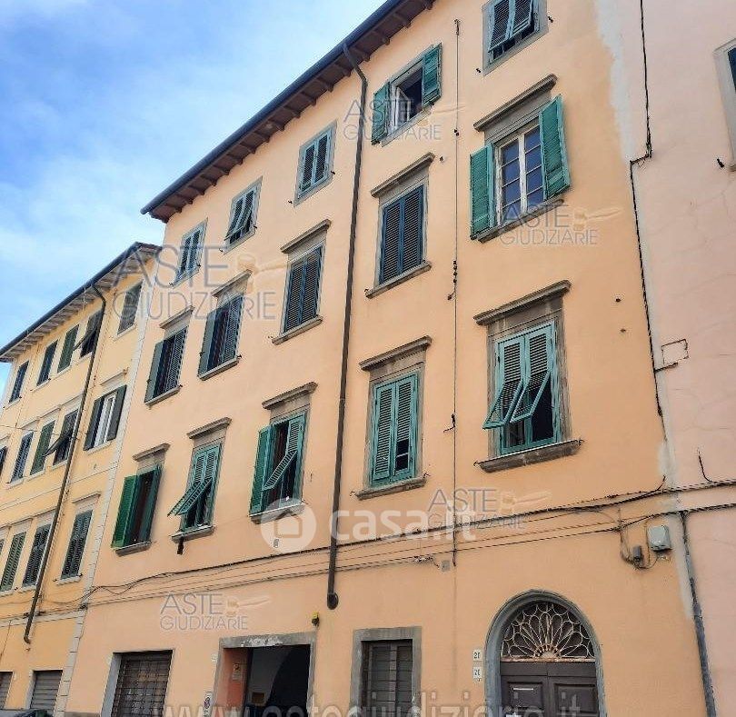 Appartamento in Vendita in Via P. A. del Corona 20 a Livorno