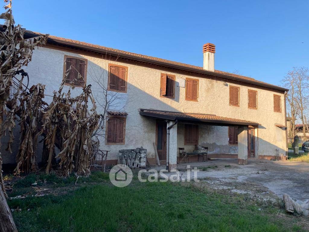 Rustico/Casale in Vendita in Via Casottinuovi a Albaredo d'Adige
