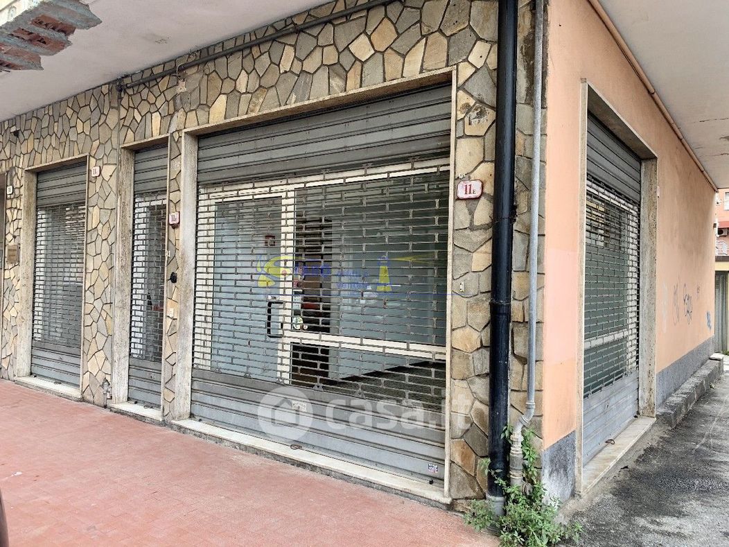 Negozio/Locale commerciale in Affitto in a Ventimiglia