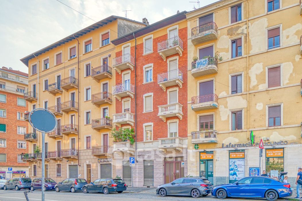 Appartamento in Vendita in Via MARTORELLI 83 a Torino