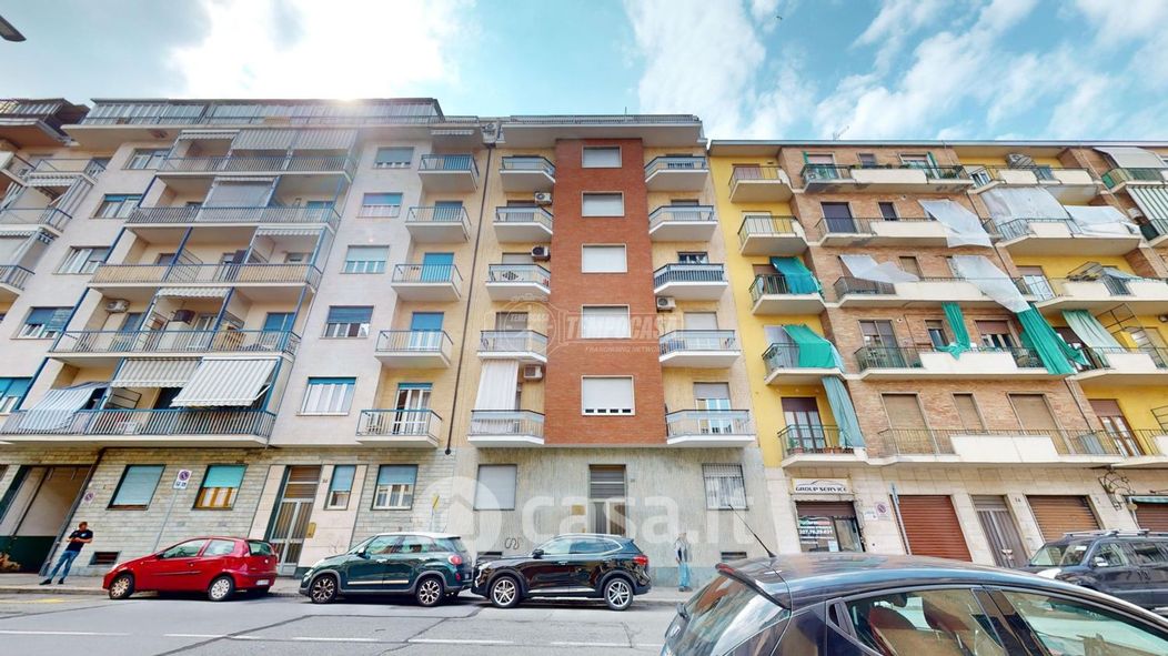 Appartamento in Vendita in Via Monastir 26 a Torino