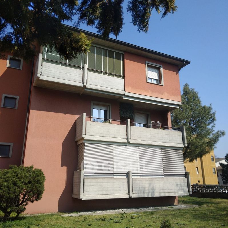 Appartamento in Vendita in Via zana a Cremona