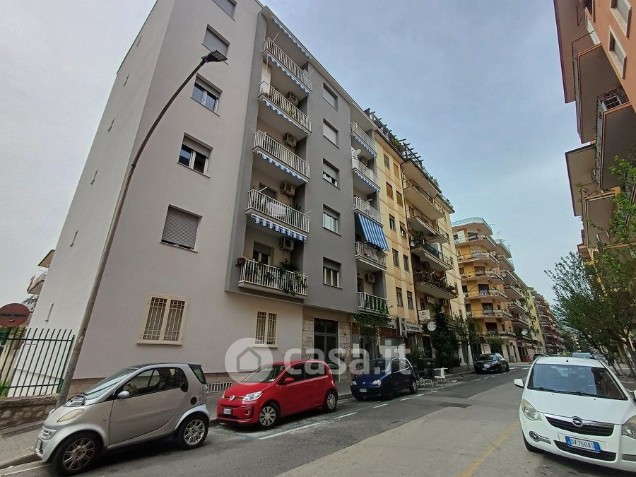 Appartamento in Vendita in Via Michele Ferrara 35 a Caserta
