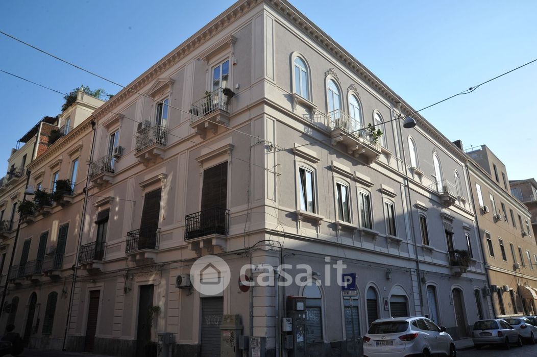 Appartamento in Vendita in Via Aloi 17 a Catania