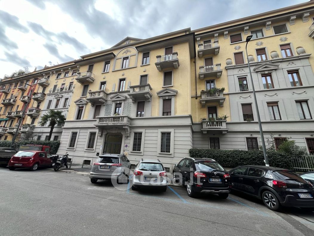 Appartamento in Vendita in Via della Sila 21 a Milano