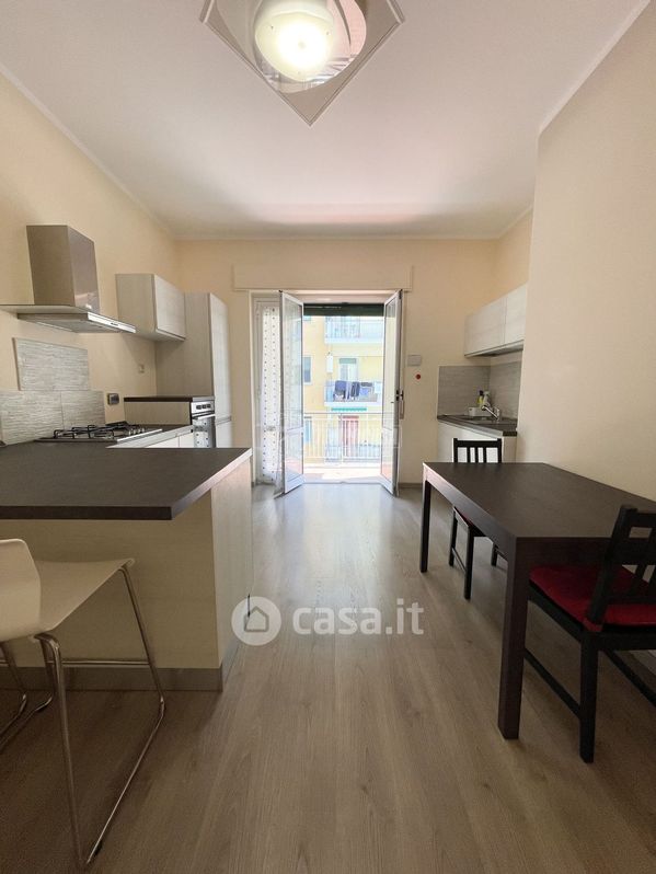 Appartamento in Vendita in Via Francesco Marabotto a Genova