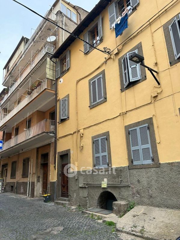 Appartamento in Vendita in Via della Pettinara a Viterbo
