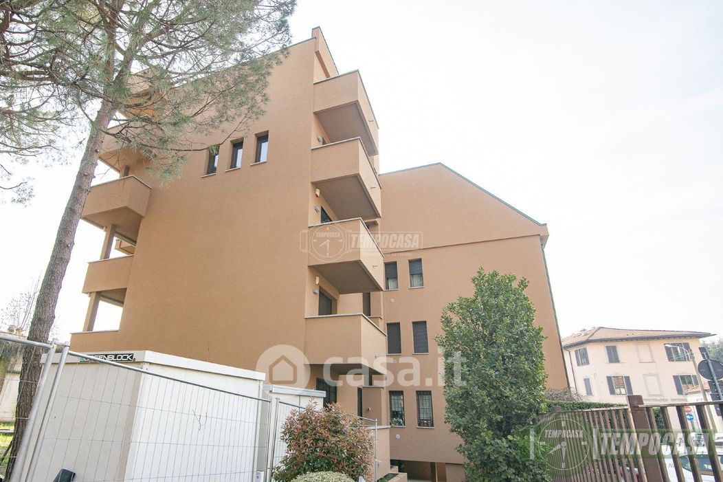 Appartamento in Vendita in Via Giuseppe Sirtori 12 a Monza