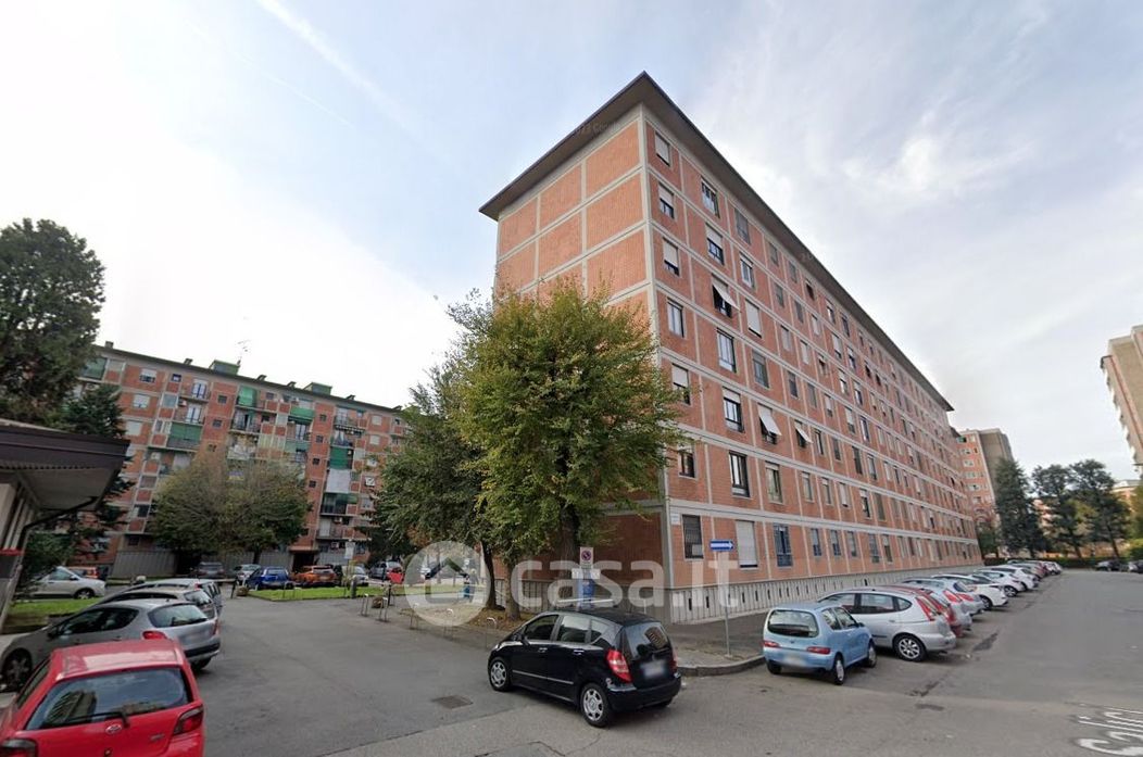 Appartamento in Vendita in Via dei Salici 75 a Milano