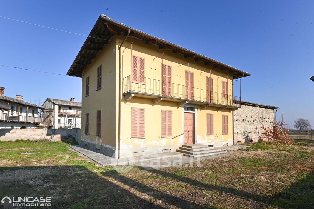 Casa indipendente in Vendita in Via San Michele 49 a Campiglione Fenile
