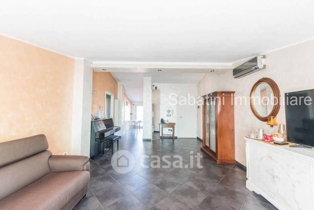 Appartamento in Vendita in Via Tosto a Pescara