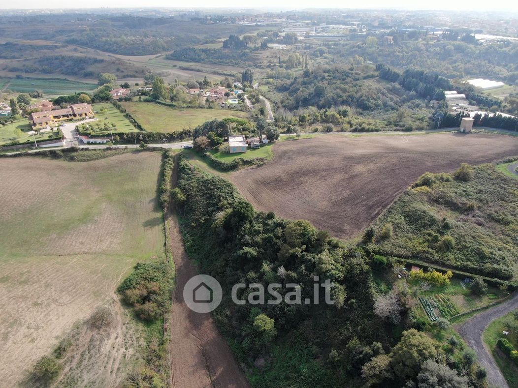 Terreno agricolo in Vendita in Via Augusto Persichetti a Roma