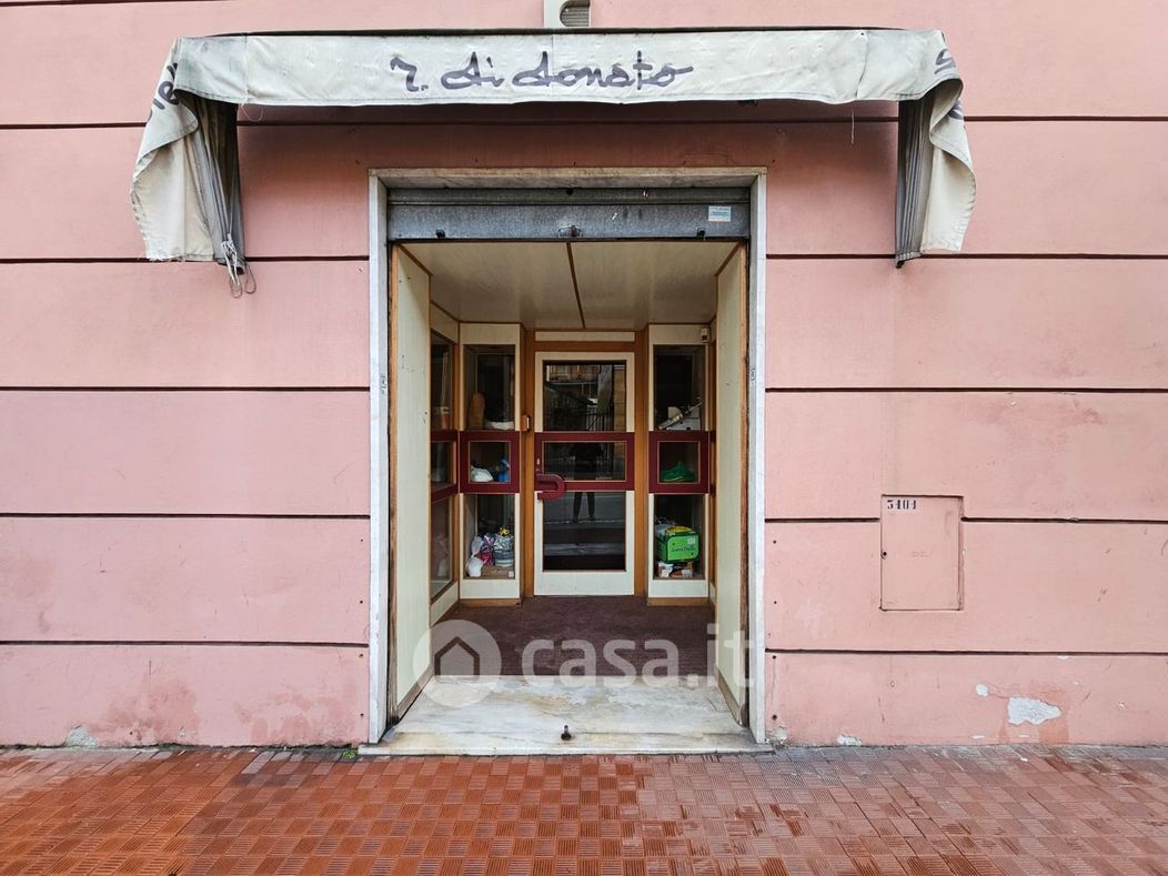 Negozio/Locale commerciale in Vendita in Via Roma a Santa Margherita Ligure