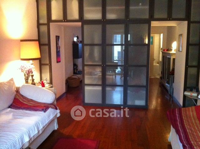 Appartamento in Affitto in Via Vigevano 43 a Milano