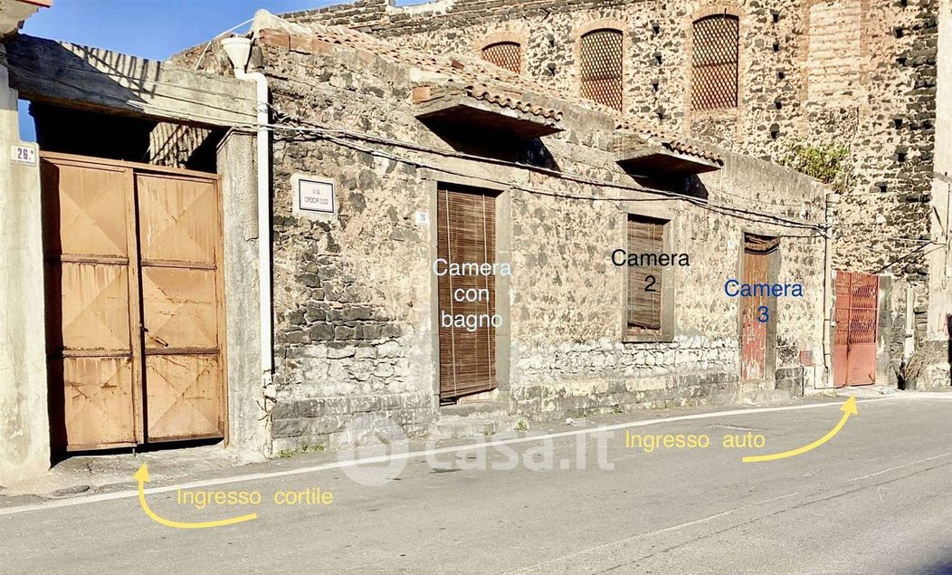 Rustico/Casale in Vendita in Via Crocifisso 26 a Catania