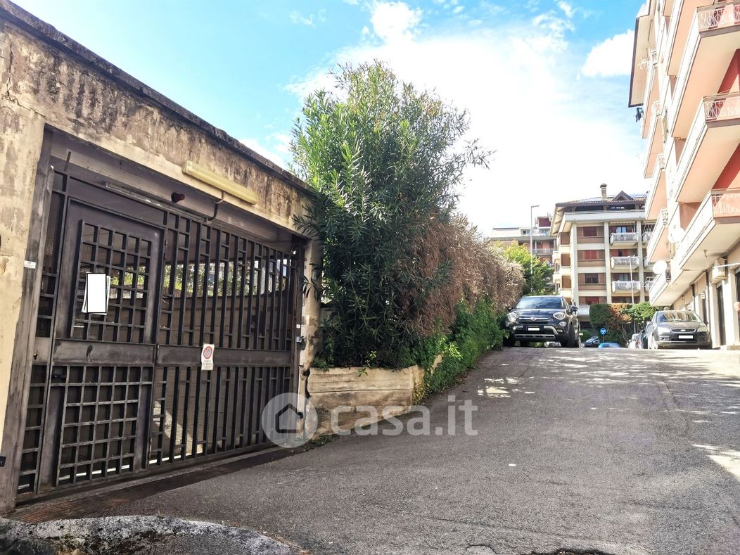 Garage/Posto auto in Vendita in Via Salvatore Pescatori 4 a Avellino
