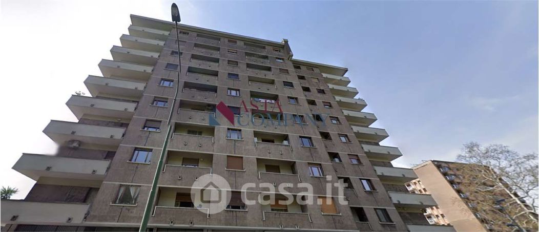 Appartamento in Vendita in Corso Taranto 42 a Torino