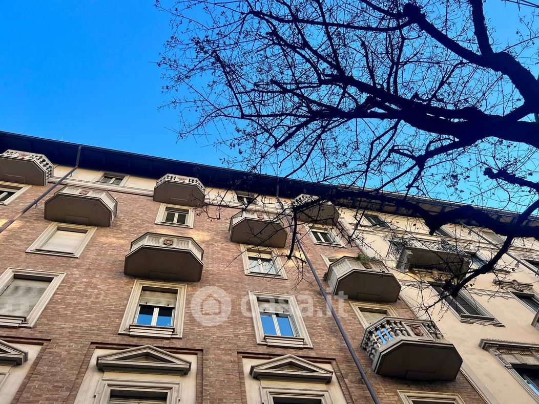 Appartamento in Vendita in Corso Raffaello 22 a Torino