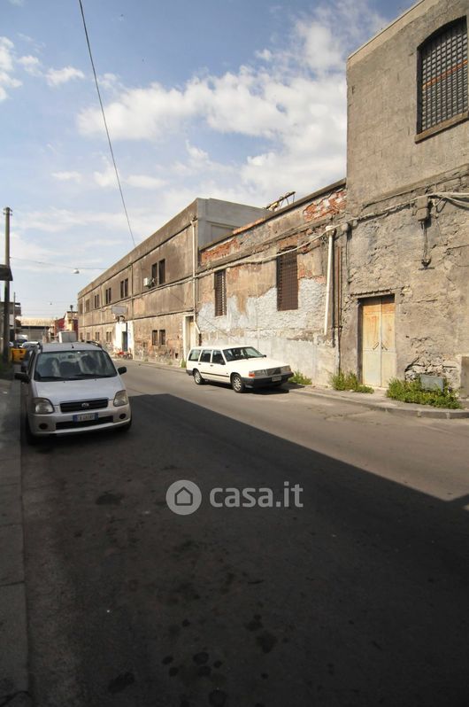 Negozio/Locale commerciale in Affitto in Via Villascabrosa 128 a Catania
