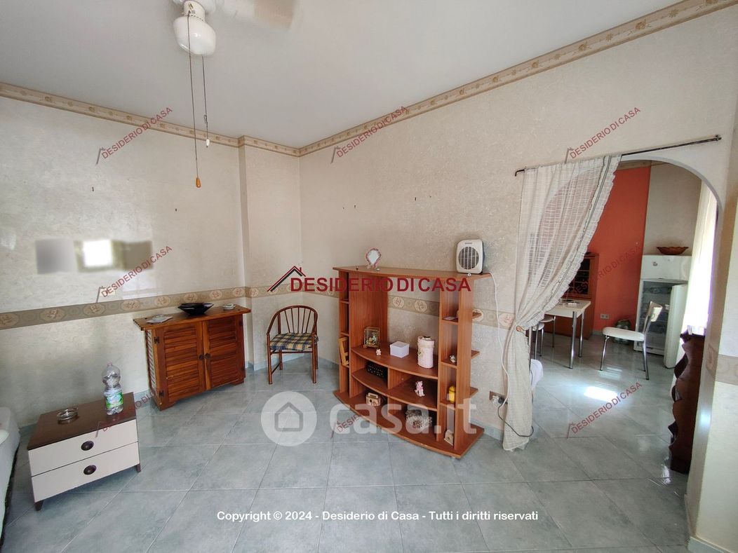 Appartamento in Vendita in Via Giacomo Besio 129 a Palermo