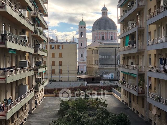Appartamento in Vendita in Via Opisso a Genova