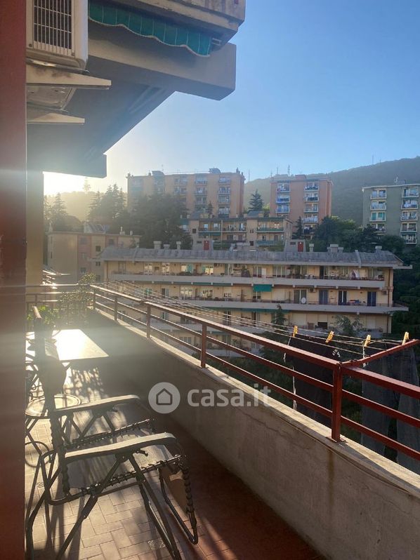 Appartamento in Vendita in Via Capri 95 a Genova