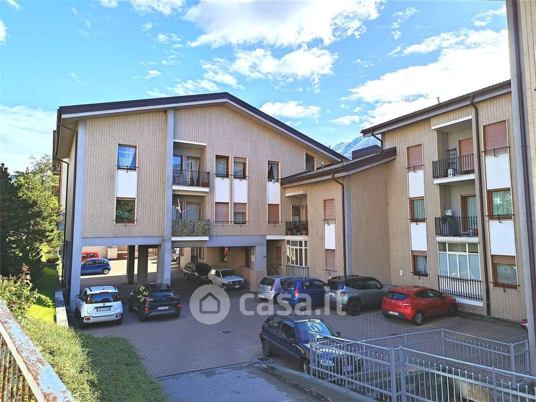 Appartamento in Vendita in Viale del Gran San Bernardo a Aosta